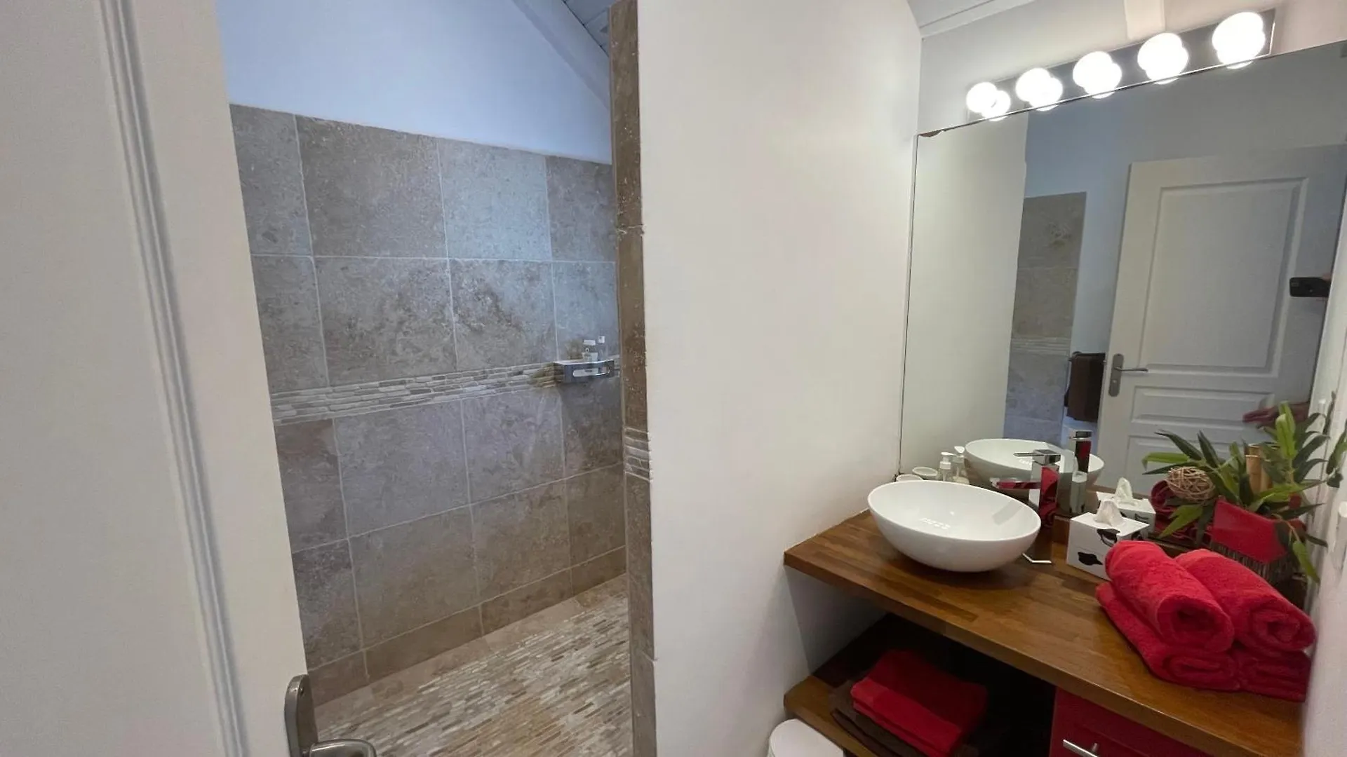 Villa Bruneva, Piscine-Privee - 150 M Plage Orient-Bay Orient Bay